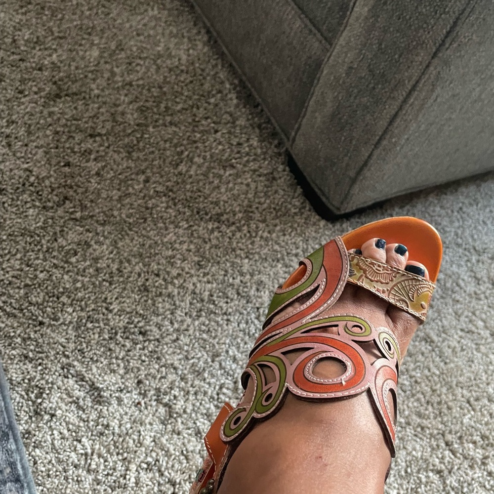Women's Orange & Green Decorative Leather Heel Sandals sz 38 EUC - Picture 5 of 13
